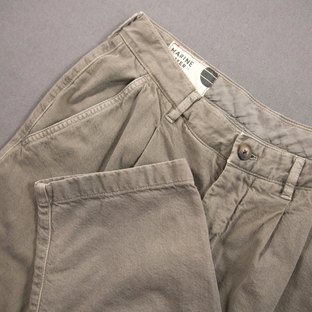Marine Layer Relaxed Fit Pleated Front Men Chino Trousers Fits 31x28 Coastal